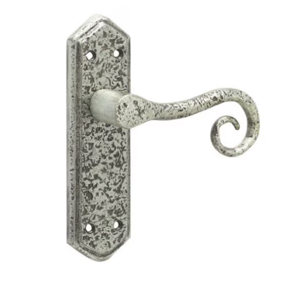 The Ultimate Guide to Choosing the Perfect Door Handles for Your Home