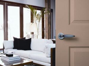 Do Door Knobs have to Match Hinges?