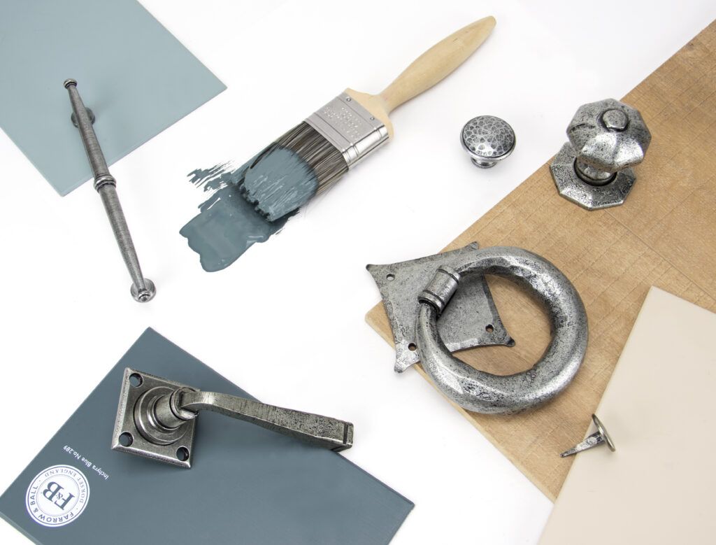 How to make a mood board | More Handles