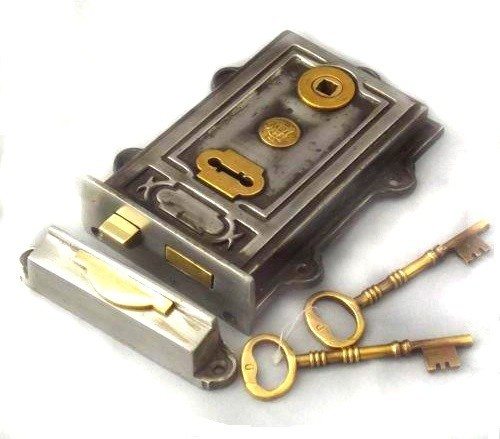 PERIOD - DAVENPORT RIM LOCK CAST IRON PERIOD - DAVENPORT RIM LOCK CAST IRON